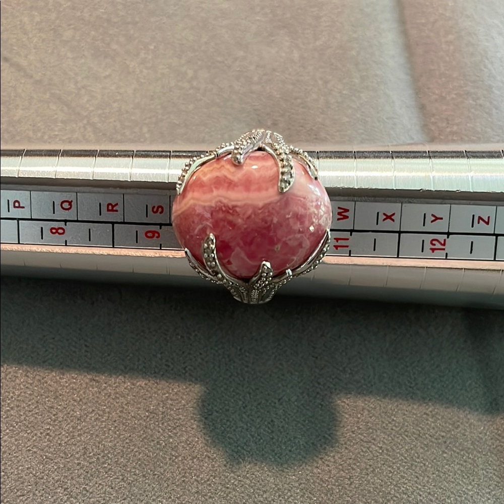 Elegant Pink Stone Silver Ring